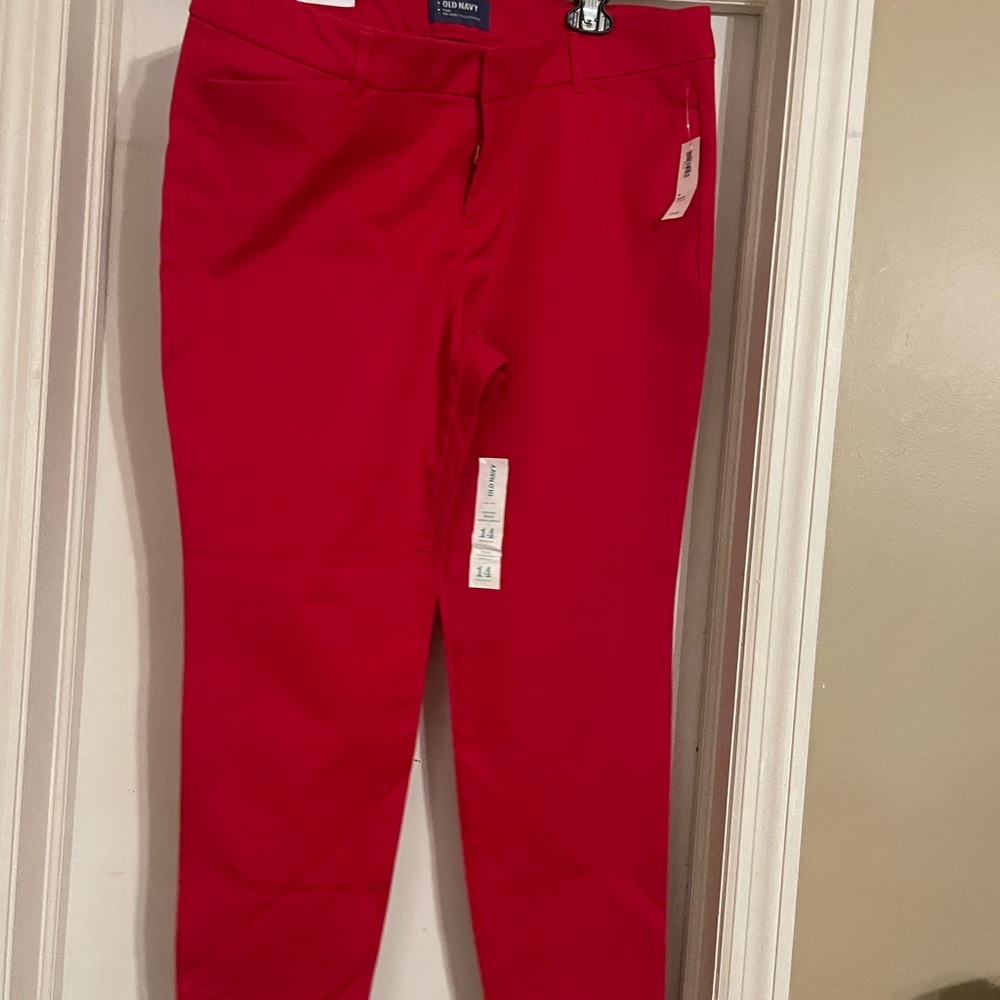 Old Navy Red mid ride pixie pants